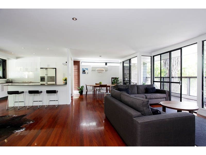 11 Bernarra Street, The Gap QLD 4061