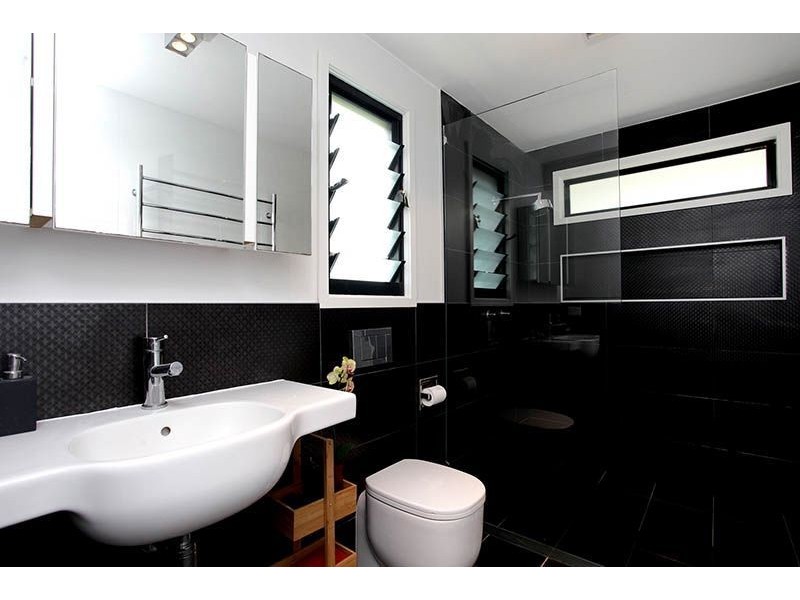 11 Bernarra Street, The Gap QLD 4061