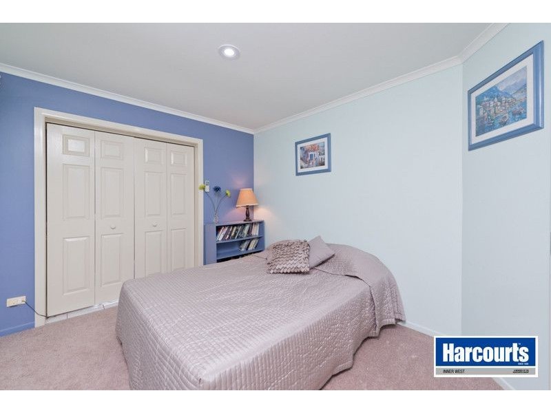 5 Canterbury Place, The Gap QLD 4061