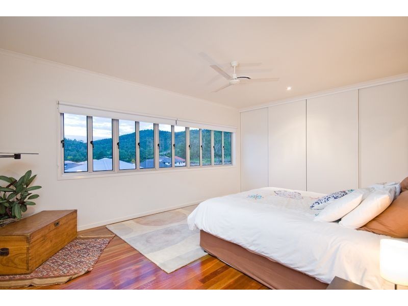 27 Balnaves Place, Mitchelton QLD 4053