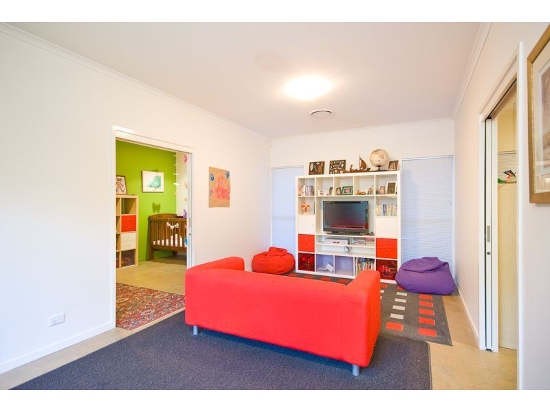 27 Balnaves Place, Mitchelton QLD 4053