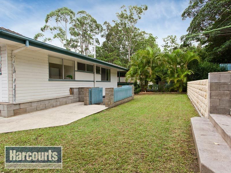 18 Ukamirra Court, Ferny Hills QLD 4055