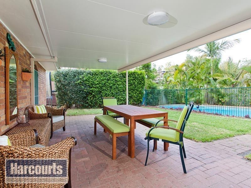 4 Hillside Place, The Gap QLD 4061