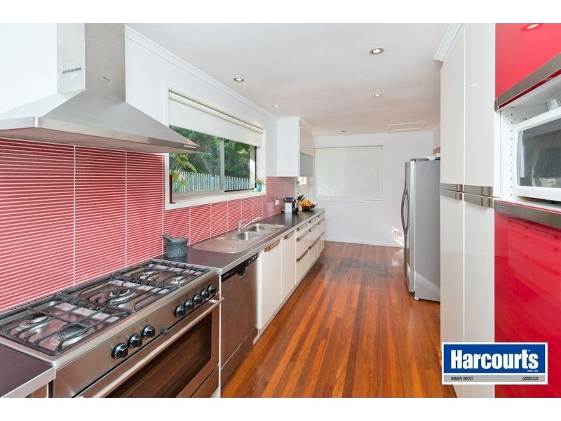 8 Dajarra Street, The Gap QLD 4061