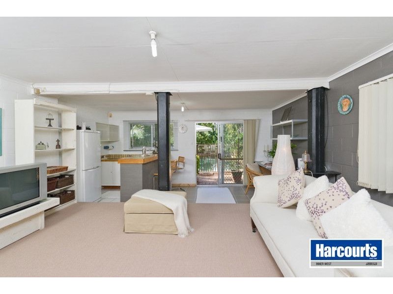 73 School Road, The Gap QLD 4061