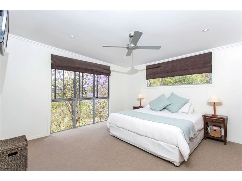 101 Kays Road, The Gap QLD 4061