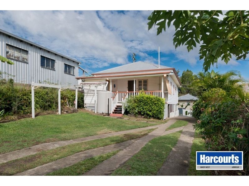 9 Coronation Street, Bardon QLD 4065