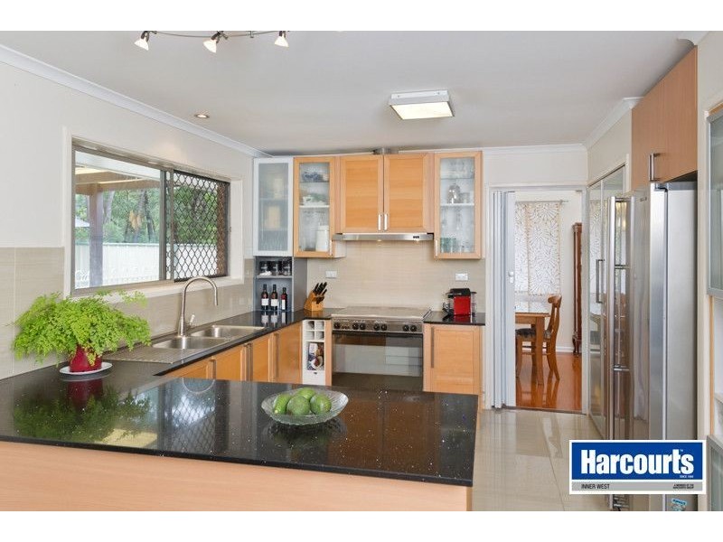 43 Kaloma Road, The Gap QLD 4061