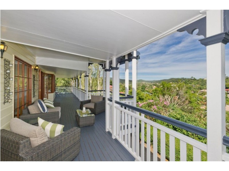 10 Willowood Place, The Gap QLD 4061