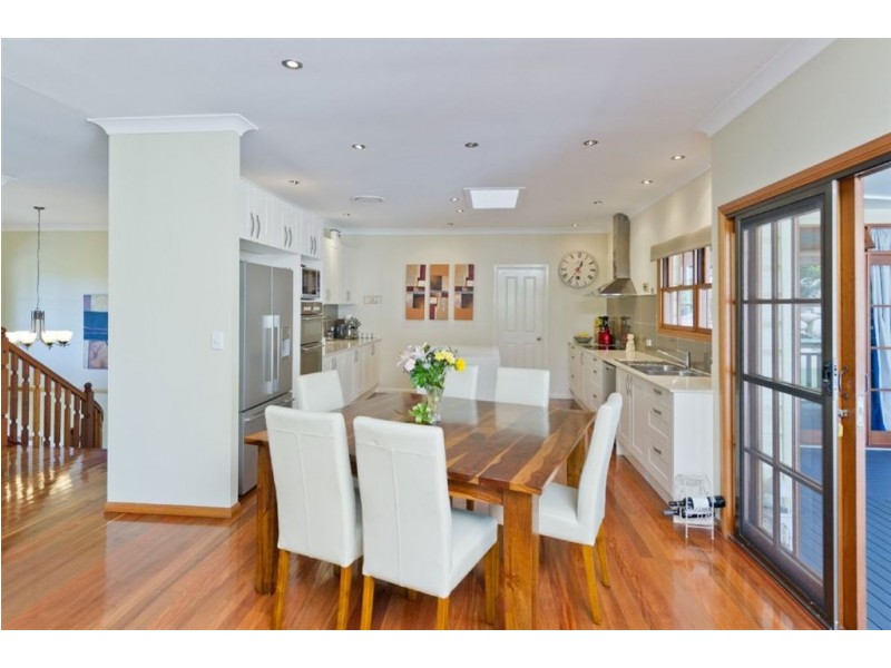 10 Willowood Place, The Gap QLD 4061