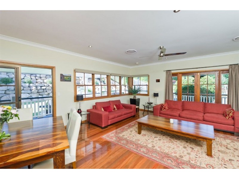 10 Willowood Place, The Gap QLD 4061