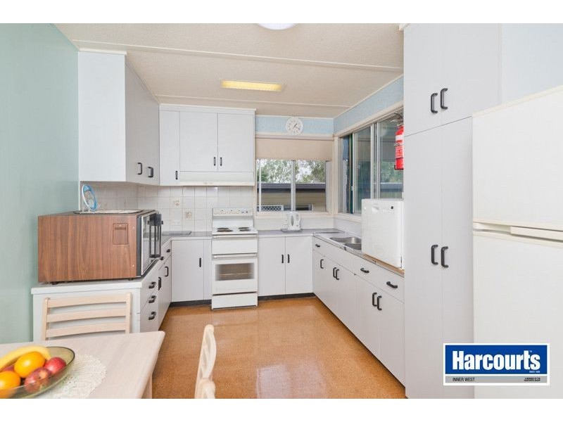 37 Warana Street, The Gap QLD 4061