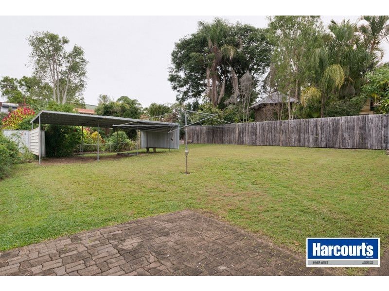 37 Warana Street, The Gap QLD 4061