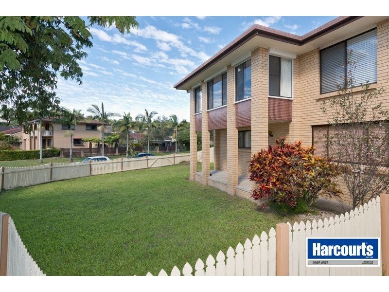 1 Doncella Street, The Gap QLD 4061