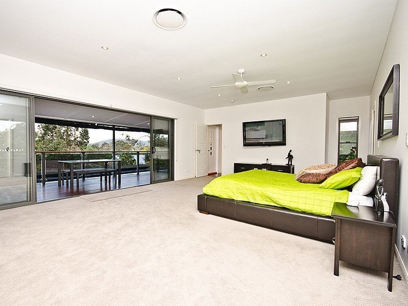 18 Belclare Street, The Gap QLD 4061