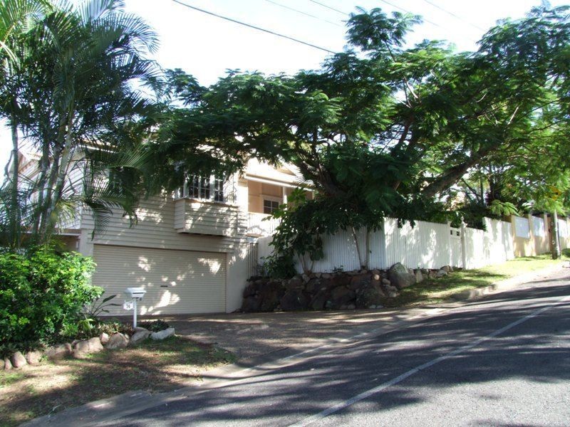 74 Willmington, Newmarket QLD 4051