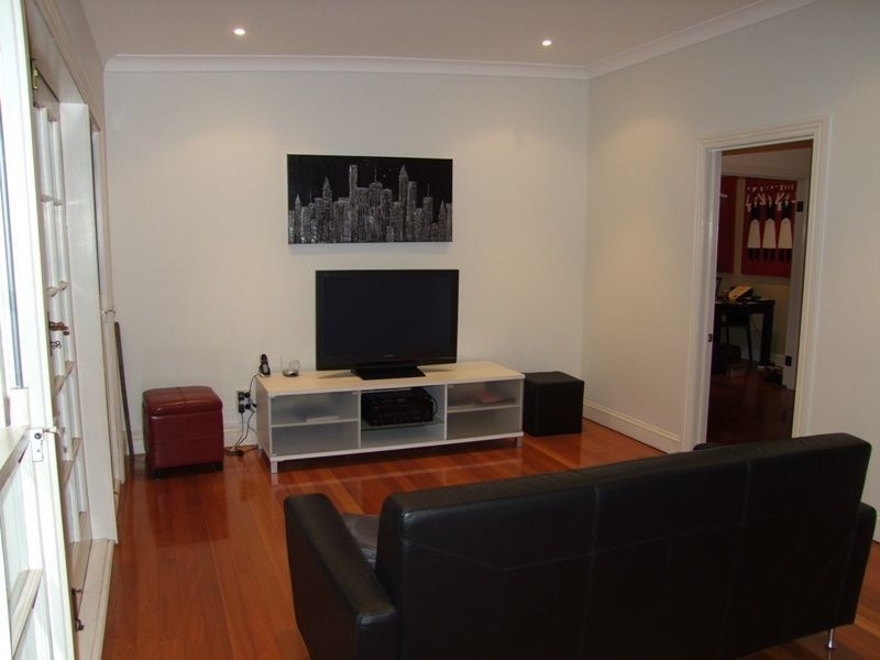 74 Willmington, Newmarket QLD 4051