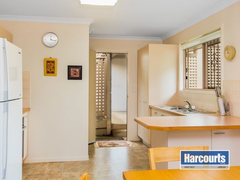 2/20 Foster Street, Newmarket QLD 4051