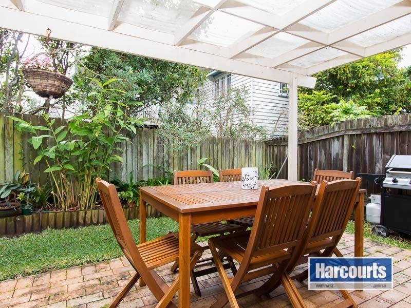 2/20 Foster Street, Newmarket QLD 4051