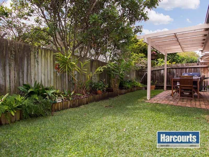 2/20 Foster Street, Newmarket QLD 4051