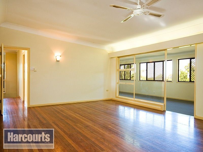 854 South Pine Road, Everton Park QLD 4053