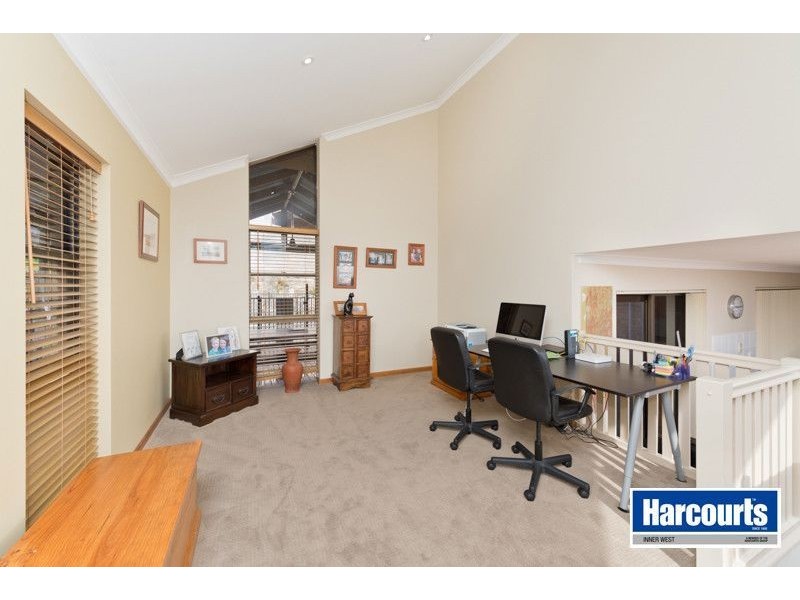 3 Newark Place, The Gap QLD 4061