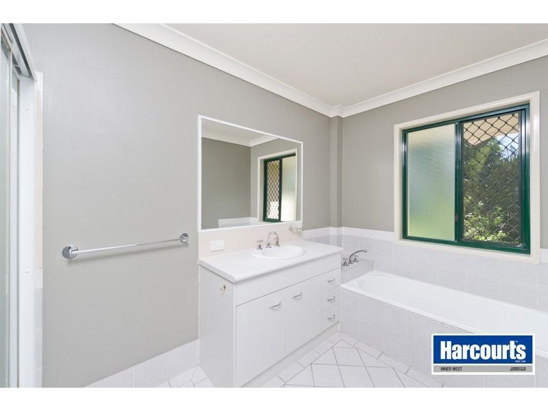 12/60 Warana Street, The Gap QLD 4061