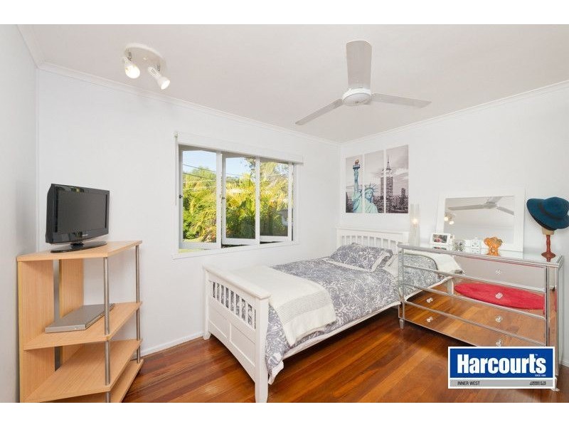 23 Devonhill Street, The Gap QLD 4061