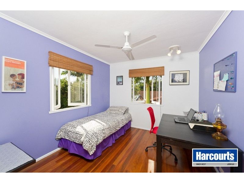 23 Devonhill Street, The Gap QLD 4061