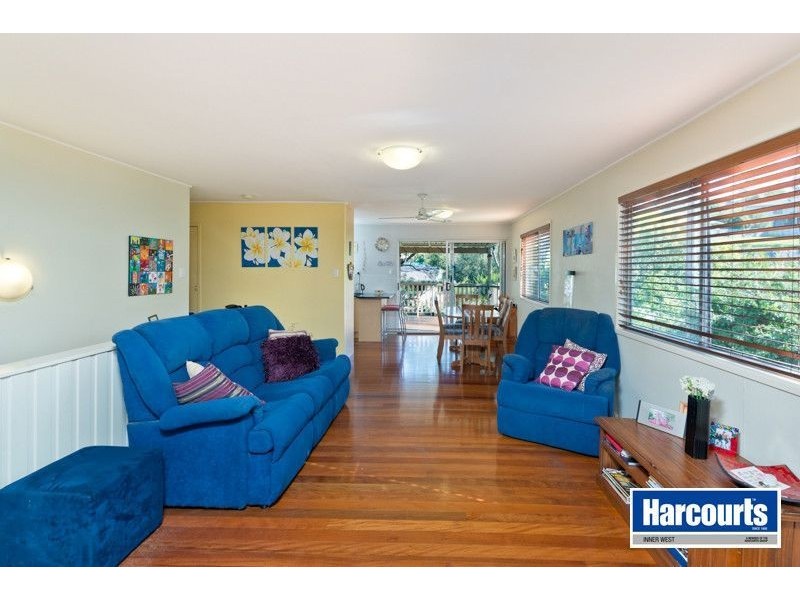 26 Harward Street, The Gap QLD 4061