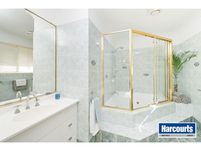 41 Inwood Place, The Gap QLD 4061