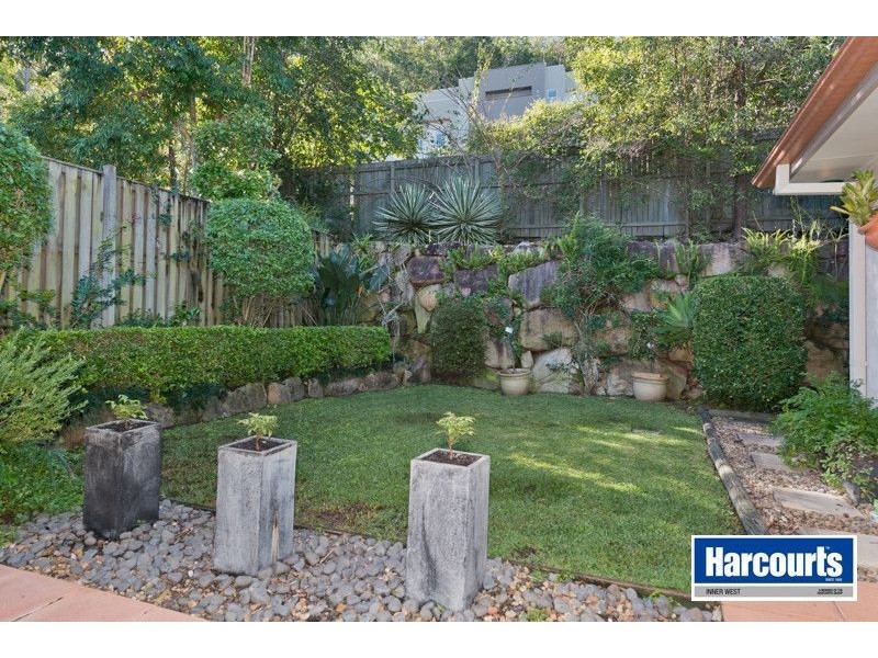 35 Montrose Place, The Gap QLD 4061