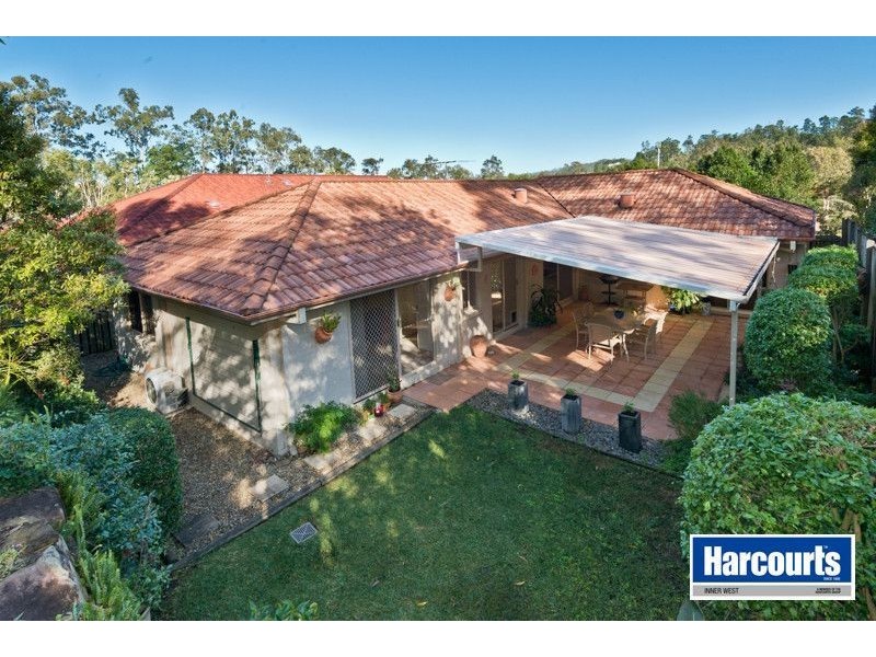 35 Montrose Place, The Gap QLD 4061