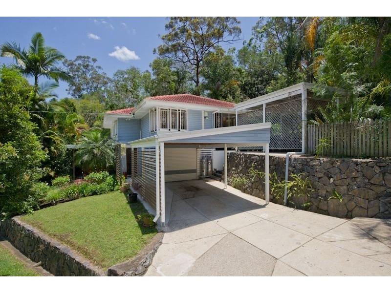 20 Rosewood Street, Bardon QLD 4065