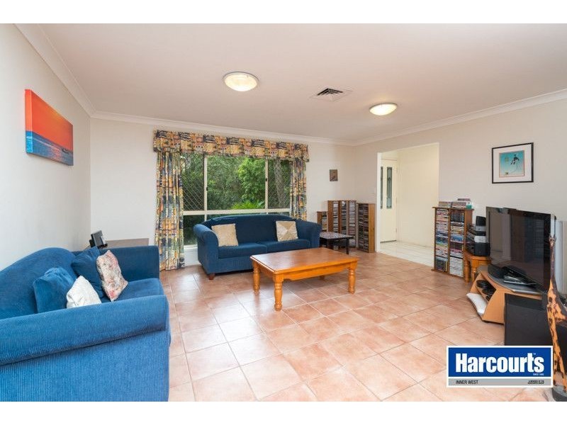 11 Wollundry Place, The Gap QLD 4061