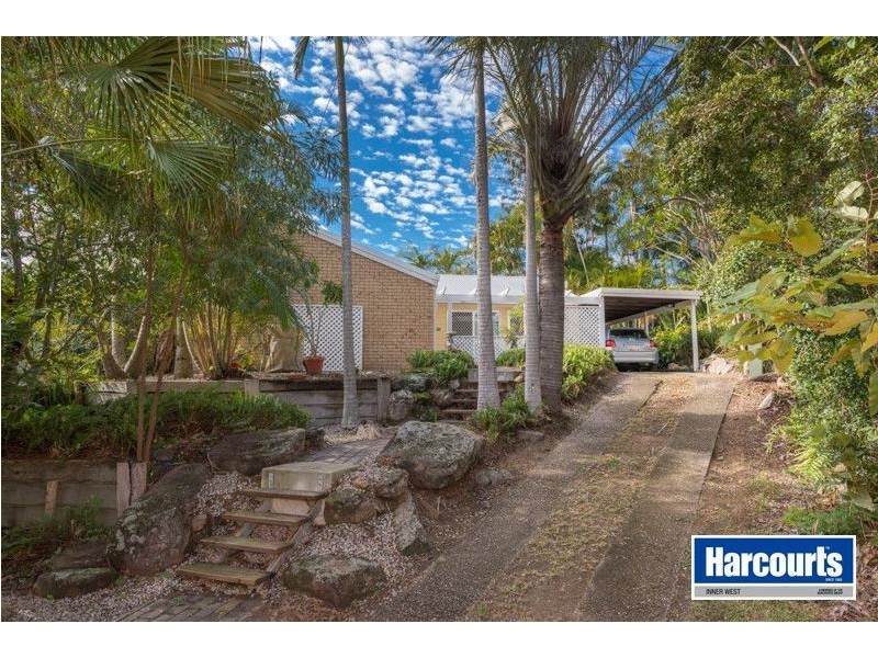 11 Naroo Street, The Gap QLD 4061