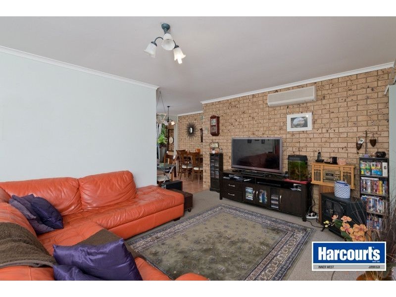 11 Naroo Street, The Gap QLD 4061