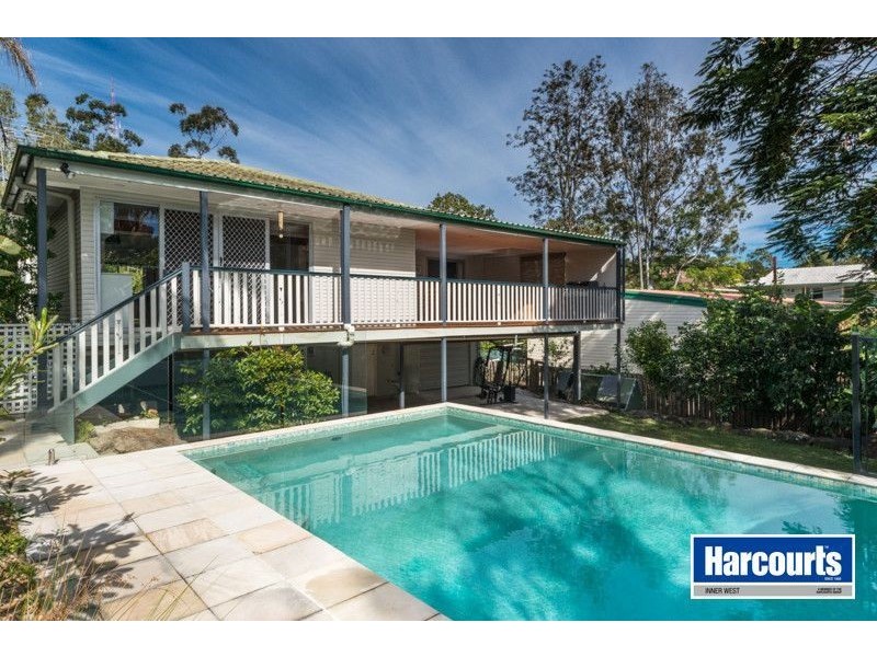 4 Yallamurra Street, The Gap QLD 4061