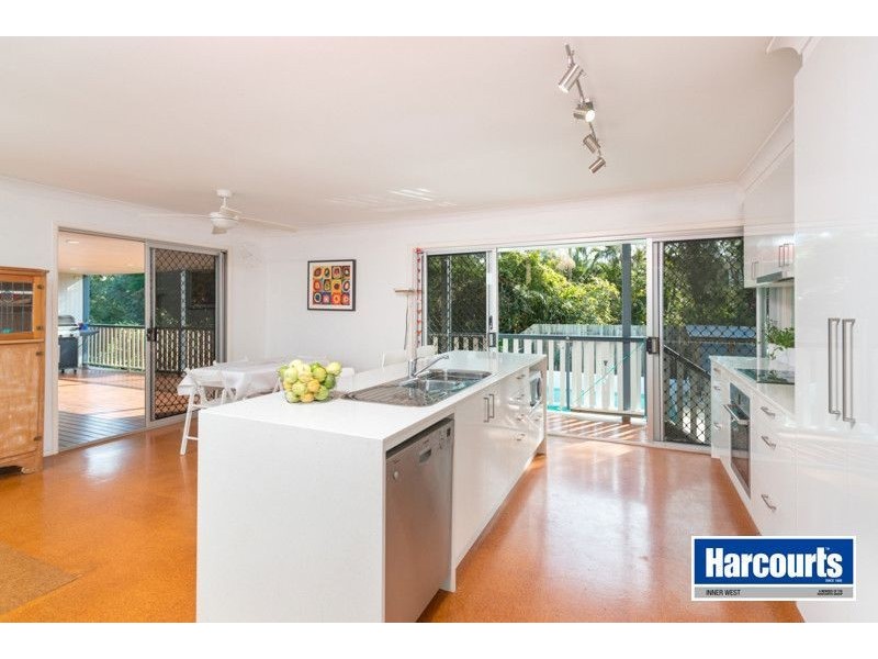 4 Yallamurra Street, The Gap QLD 4061
