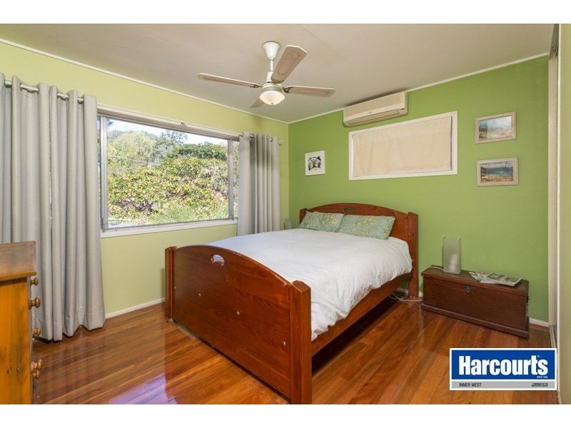4 Yallamurra Street, The Gap QLD 4061