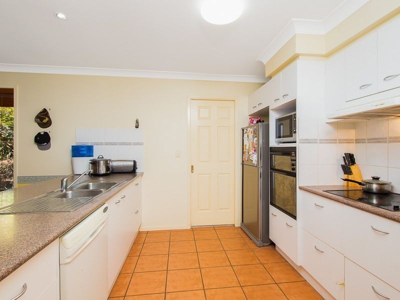 13 Rattray Place, Ferny Grove QLD 4055