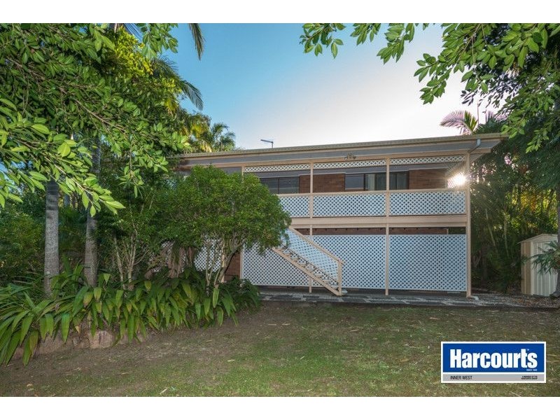 9 Grimsby Street, The Gap QLD 4061
