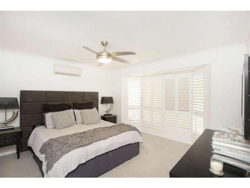 16 Glenferrie Place, The Gap QLD 4061