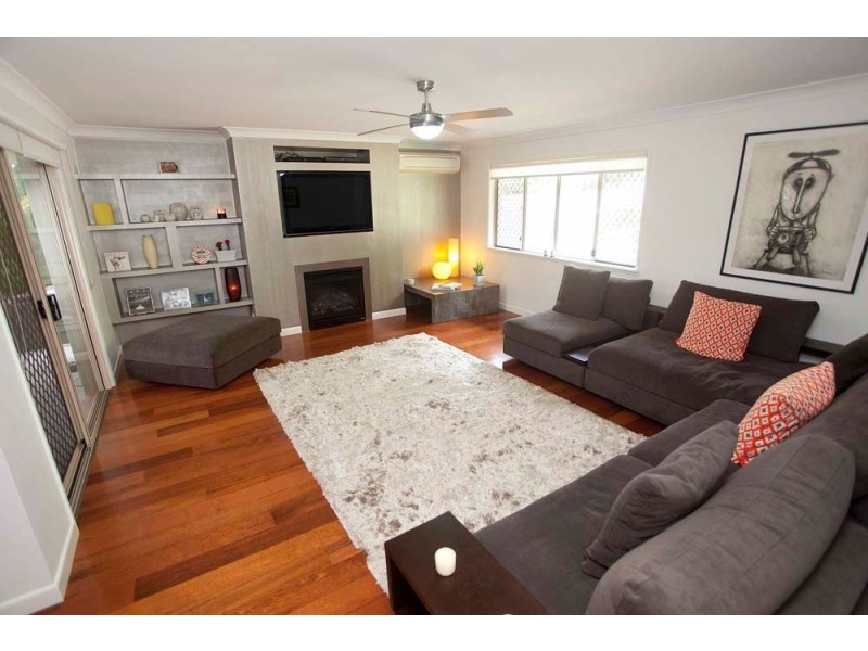 16 Glenferrie Place, The Gap QLD 4061