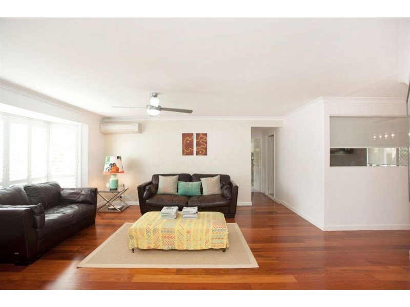 16 Glenferrie Place, The Gap QLD 4061