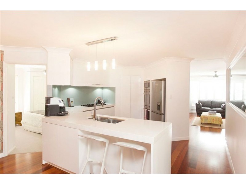 16 Glenferrie Place, The Gap QLD 4061