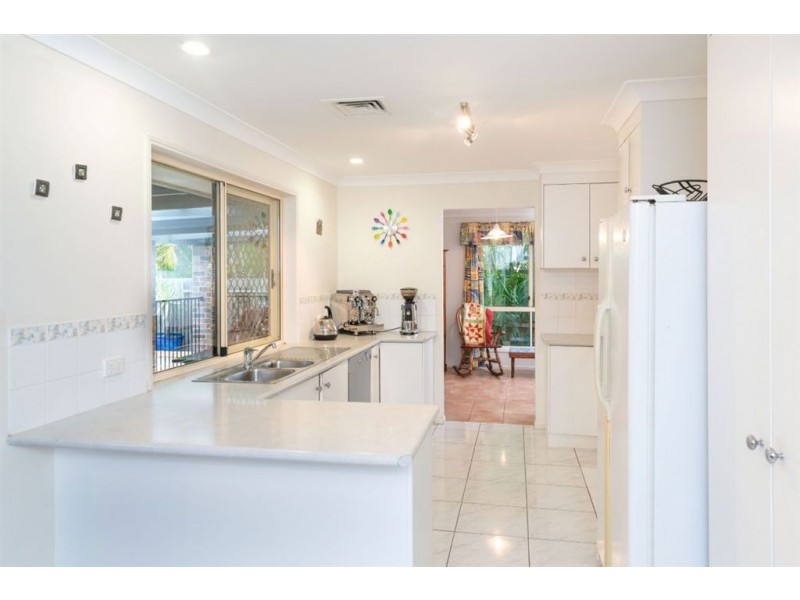 11 Wollundry Place, The Gap QLD 4061