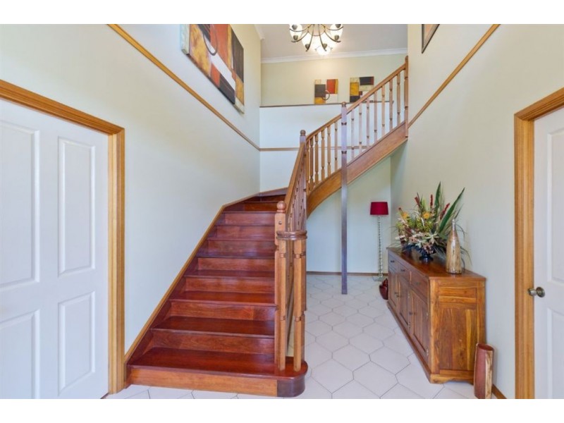 10 Willowood Place, The Gap QLD 4061