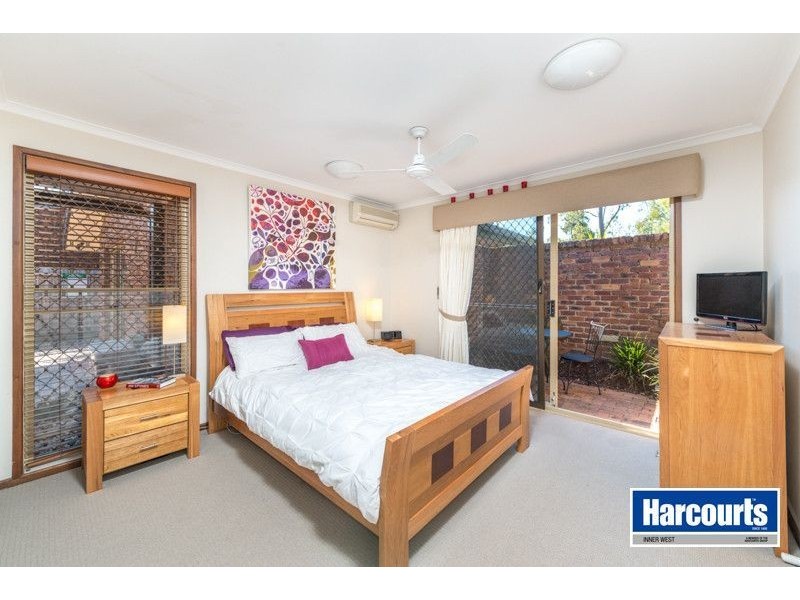 72 Bromwich Street, The Gap QLD 4061