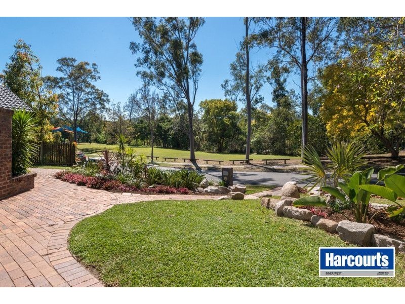 72 Bromwich Street, The Gap QLD 4061